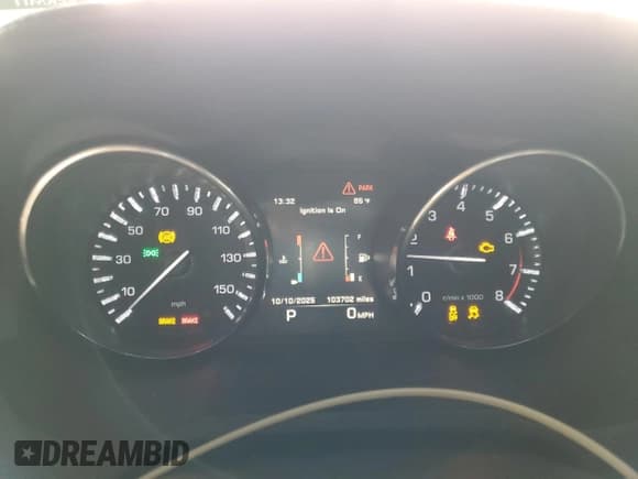 ✅ 2015 Land Rover Range Rover Evoque Pure Plus • VIN: SALVP2BG2FH023922 • Lot: 86274615. Listed on Copart with 103,702 mi. Free auction sales archive from the USA and detailed vehicle history report at DreamBid. Image 9.