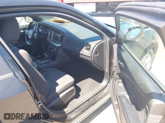 ✅ 2019 Dodge Charger SXT • VIN: 2C3CDXBG6KH650166 • Лот: 43170475. Опубликован ранее на IAAI с пробегом 109 177 миль. Бесплатный доступ к архиву аукционных продаж из США и подробный отчёт об истории автомобиля на DreamBid. Изображение 5.