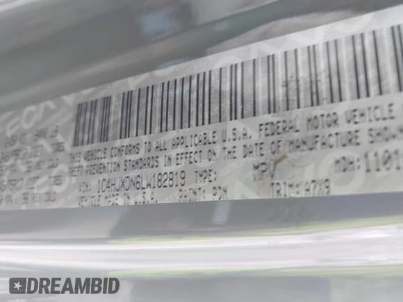 ✅ 2020 Jeep Wrangler Unlimited Sport S • VIN: 1C4HJXDN6LW182819 • Lot: 42723107. Wystawiony na IAAI z przebiegiem 62 925 mil. Bezpłatny archiwum sprzedaży aukcyjnych z USA i szczegółowy raport historii pojazdu na DreamBid. Zdjęcie 9.