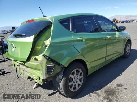 ✅ 2013 Hyundai Accent GS • VIN: KMHCT5AE0DU111332 • Lot: 82518305. Wystawiony na Copart z przebiegiem 139 306 mil. Bezpłatny archiwum sprzedaży aukcyjnych z USA i szczegółowy raport historii pojazdu na DreamBid. Zdjęcie 3.