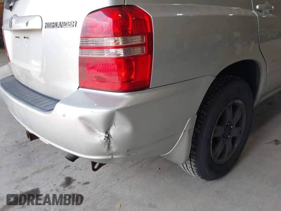 2001 Toyota Highlander с VIN JTEHF21A010001263, выставлен на аукционе IAAI как лот 42788745 с пробегом 178 185 миль миль и . История ставок и продаж доступна на DreamBid. Изображение 12.