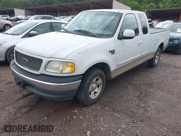 ✅ 2000 Ford F-150 XL • VIN: 2FTRX17L3YCA03228 • Lot: 42262388. Listed on IAAI with 122,929 mi. Free auction sales archive from the USA and detailed vehicle history report at DreamBid. Image 2.