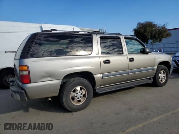 2002 Chevrolet Suburban LT с VIN 1GNEC16Z32J110621, выставлен на аукционе Copart как лот 83648944 с пробегом 207 681 миль миль и Чистый • Clean title. История ставок и продаж доступна на DreamBid. Изображение 3.