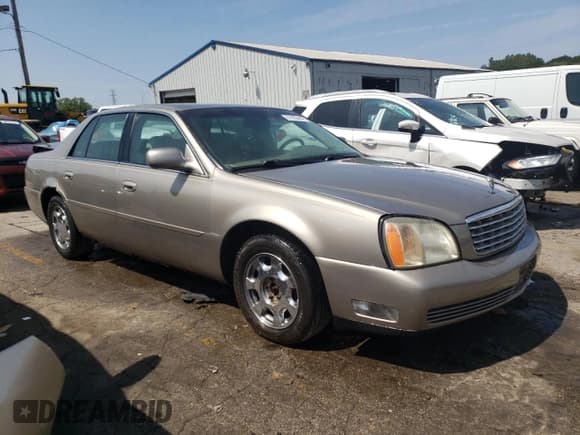 ✅ 2000 Cadillac DeVille • VIN: 1G6KD54Y9YU301660 • Lot: 67285444. Listed on Copart with 176,505 mi. Free auction sales archive from the USA and detailed vehicle history report at DreamBid. Image 4.