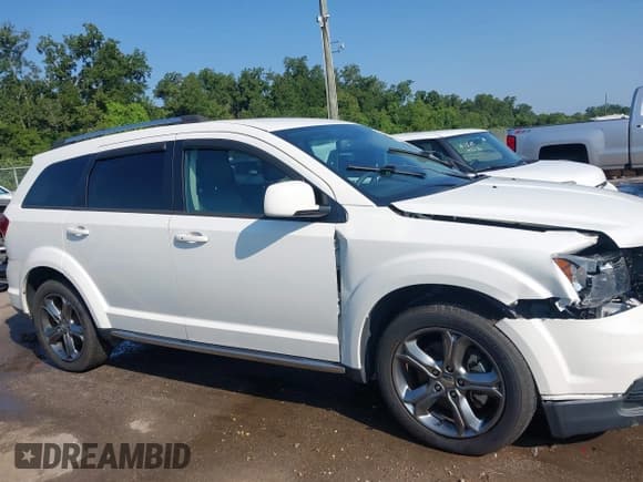 ✅ 2017 Dodge Journey Crossroad Plus • VIN: 3C4PDCGG8HT585237 • Lot: 43012405. Listed on IAAI with 36,321 mi. Free auction sales archive from the USA and detailed vehicle history report at DreamBid. Image 13.