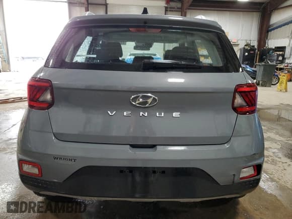 ✅ 2022 Hyundai Venue Limited • VIN: KMHRC8A39NU132983 • Lot: 44583025. Listed on Copart with 24,374 mi. Free auction sales archive from the USA and detailed vehicle history report at DreamBid. Image 6.
