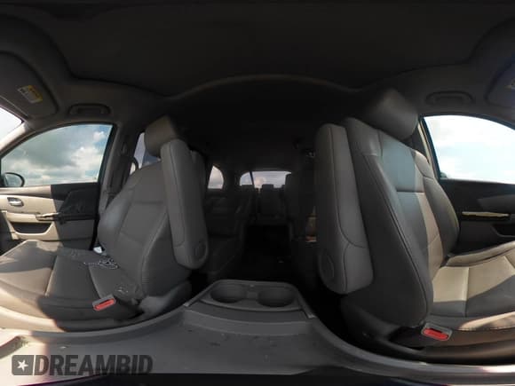 ✅ 2014 Honda Odyssey EX-L • VIN: 5FNRL5H62EB010123 • Lot: 43246576. Listed on IAAI with 184,678 mi. Free auction sales archive from the USA and detailed vehicle history report at DreamBid. Image 18.