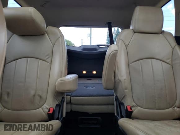 ✅ 2012 Chevrolet Traverse LTZ • VIN: 1GNKVLED1CJ336060 • Lot: 81559375. Wystawiony na Copart z przebiegiem 109 437 mil. Bezpłatny archiwum sprzedaży aukcyjnych z USA i szczegółowy raport historii pojazdu na DreamBid. Zdjęcie 10.