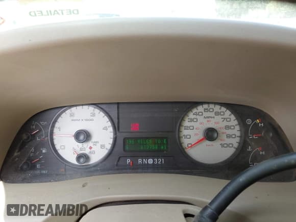 ✅ 2005 Ford F-250 XL • VIN: 1FTSW21P95EC79201 • Lot: 42691059. Listed on IAAI with 213,758 mi. Free auction sales archive from the USA and detailed vehicle history report at DreamBid. Image 7.