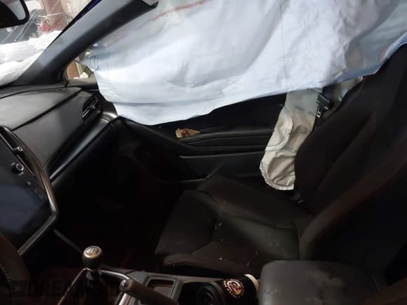 ✅ 2023 Subaru WRX Premium • VIN: JF1VBAF64P9808963 • Lot: 41571420. Wystawiony na IAAI z przebiegiem 29 372 mil. Bezpłatny archiwum sprzedaży aukcyjnych z USA i szczegółowy raport historii pojazdu na DreamBid. Zdjęcie 5.