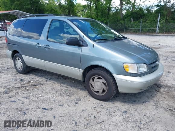✅ 1998 Toyota Sienna LE • VIN: 4T3ZF13C9WU029468 • Лот: 42199057. Опубликован ранее на IAAI с пробегом Не указан. Бесплатный доступ к архиву аукционных продаж из США и подробный отчёт об истории автомобиля на DreamBid. Изображение 1.