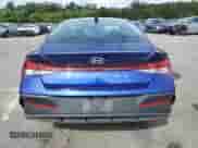 2024 Hyundai Elantra SEL z VIN KMHLM4DG5RU681497, wystawiony jako Copart lot #69561125 z przebiegiem Nie podano mil oraz Szkoda całkowita • Salvage title. Historia ofert i sprzedaży dostępna na DreamBid. Obrazek 6.