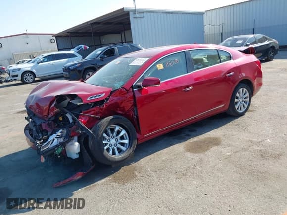 ✅ 2014 Buick LaCrosse Leather • VIN: 1G4GB5GR7EF179017 • Lot: 42934380. Wystawiony na IAAI z przebiegiem Nie podano. Bezpłatny archiwum sprzedaży aukcyjnych z USA i szczegółowy raport historii pojazdu na DreamBid. Zdjęcie 2.