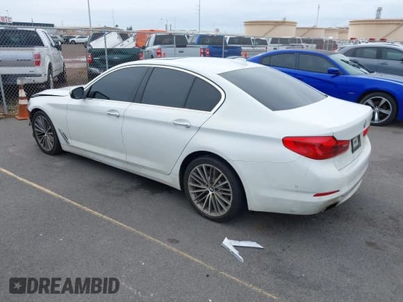 ✅ 2017 BMW 5 Series 540i • VIN: WBAJE5C31HG914346 • Лот: 41828268. Опубликован ранее на IAAI с пробегом 96 686 миль. Бесплатный доступ к архиву аукционных продаж из США и подробный отчёт об истории автомобиля на DreamBid. Изображение 3.