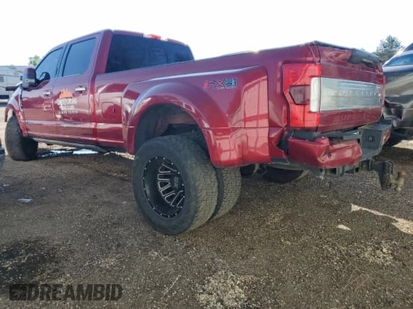 ✅ 2018 Ford F-350 XL • VIN: 1FT8W3DT6JEB51114 • Lot: 56500315. Wystawiony na Copart z przebiegiem 212 324 mil. Bezpłatny archiwum sprzedaży aukcyjnych z USA i szczegółowy raport historii pojazdu na DreamBid. Zdjęcie 2.