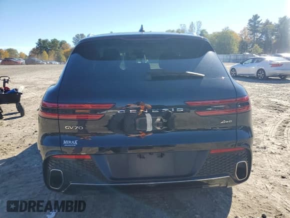 ✅ 2022 Genesis GV70 2.5T • VIN: KMUMADTB3NU051279 • Lot: 85361555. Listed on Copart with 59,697 mi. Free auction sales archive from the USA and detailed vehicle history report at DreamBid. Image 6.