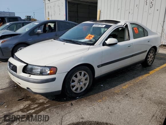 ✅ 2002 Volvo S60 • VIN: YV1RS61R522139334 • Лот: 66400194. Опубликован ранее на Copart с пробегом Не указан. Бесплатный доступ к архиву аукционных продаж из США и подробный отчёт об истории автомобиля на DreamBid. Изображение 1.