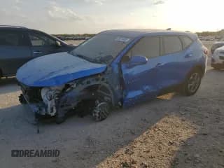 ✅ 2025 Chevrolet Blazer LT • VIN: 3GNKBCR42SS112697 • Lot: 89619385. Listed on Copart with 1,638 mi. Free auction sales archive from the USA and detailed vehicle history report at DreamBid. Image 1.