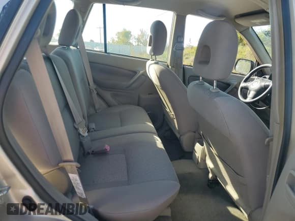 ✅ 2004 Toyota RAV4 • VIN: JTEHD20V440005847 • Lot: 84298995. Wystawiony na Copart z przebiegiem Nie podano. Bezpłatny archiwum sprzedaży aukcyjnych z USA i szczegółowy raport historii pojazdu na DreamBid. Zdjęcie 11.