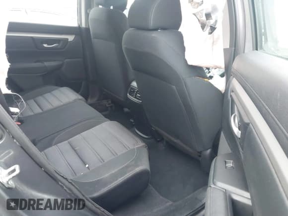 ✅ 2018 Honda CR-V LX • VIN: 2HKRW6H37JH225575 • Lot: 43583321. Listed on IAAI with 185,932 mi. Free auction sales archive from the USA and detailed vehicle history report at DreamBid. Image 8.