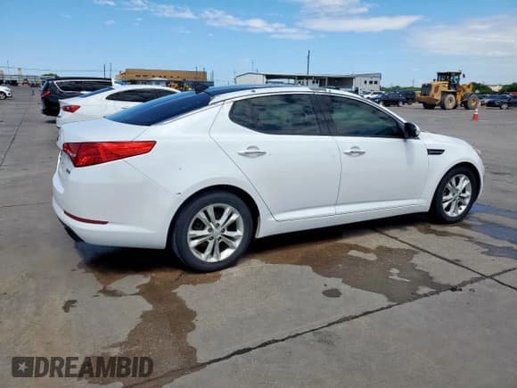 ✅ 2013 Kia Optima EX • VIN: 5XXGN4A77DG182352 • Lot: 54130995. Wystawiony na Copart z przebiegiem 174 866 mil. Bezpłatny archiwum sprzedaży aukcyjnych z USA i szczegółowy raport historii pojazdu na DreamBid. Zdjęcie 3.