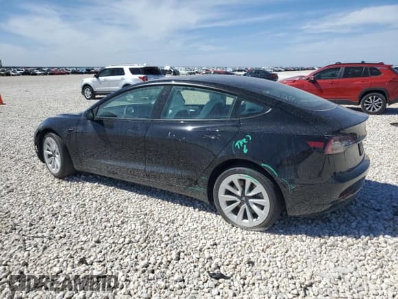 ✅ 2022 Tesla Model 3 • VIN: 5YJ3E1EA9NF339306 • Lot: 48377555. Wystawiony na Copart z przebiegiem 25 847 mil. Bezpłatny archiwum sprzedaży aukcyjnych z USA i szczegółowy raport historii pojazdu na DreamBid. Zdjęcie 2.