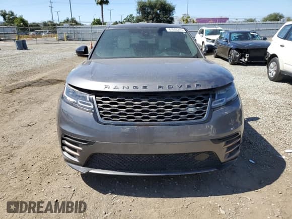✅ 2018 Land Rover Range Rover Velar R-Dynamic HSE • VIN: SALYM2RV1JA702267 • Lot: 61052285. Listed on Copart with Not provided. Free auction sales archive from the USA and detailed vehicle history report at DreamBid. Image 5.