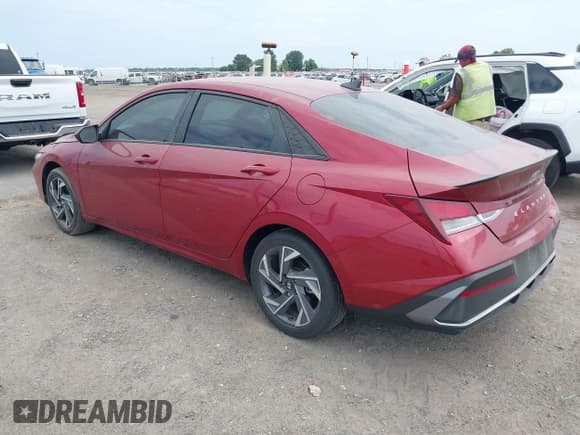 ✅ 2025 Hyundai Elantra SEL Sport • VIN: KMHLM4DGXSU889073 • Lot: 43027867. Listed on IAAI with 7,473 mi. Free auction sales archive from the USA and detailed vehicle history report at DreamBid. Image 3.
