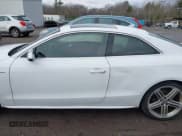 ✅ 2013 Audi S5 Premium Plus • VIN: WAUCGAFR0DA074875 • Лот: 40936036. Опубликован ранее на IAAI с пробегом 165 923 миль. Бесплатный доступ к архиву аукционных продаж из США и подробный отчёт об истории автомобиля на DreamBid. Изображение 15.