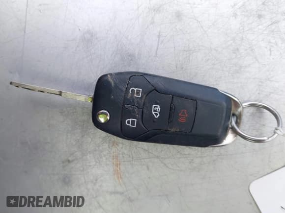 ✅ 2020 Ford Transit Cargo • VIN: 1FTBR1Y84LKB05972 • Lot: 41496329. Wystawiony na IAAI z przebiegiem Nie podano. Bezpłatny archiwum sprzedaży aukcyjnych z USA i szczegółowy raport historii pojazdu na DreamBid. Zdjęcie 11.