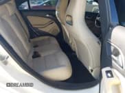 ✅ 2015 Mercedes-Benz CLA 250 • VIN: WDDSJ4EB4FN226941 • Lot: 43708611. Wystawiony na IAAI z przebiegiem 136 256 mil. Bezpłatny archiwum sprzedaży aukcyjnych z USA i szczegółowy raport historii pojazdu na DreamBid. Zdjęcie 8.