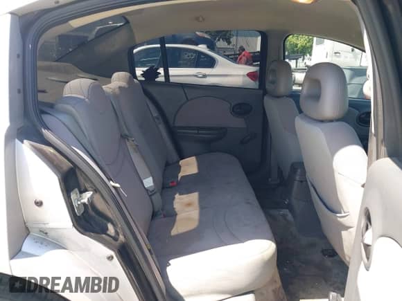 2004 Saturn ION ION 2 z VIN 1G8AJ52F44Z206921, wystawiony jako IAAI lot #42395938 z przebiegiem 129 558 mil mil oraz . Historia ofert i sprzedaży dostępna na DreamBid. Obrazek 8.