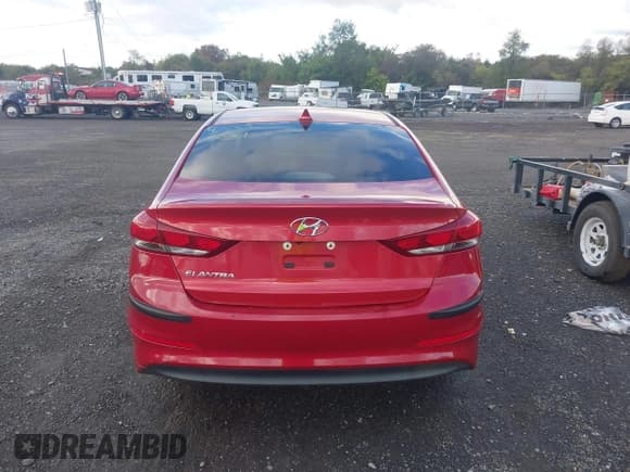 ✅ 2017 Hyundai Elantra Limited • VIN: 5NPD84LF1HH179455 • Lot: 43397337. Listed on IAAI with 51,162 mi. Free auction sales archive from the USA and detailed vehicle history report at DreamBid. Image 16.