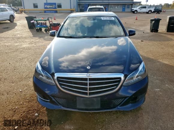 ✅ 2014 Mercedes-Benz E 350 Sport • VIN: WDDHF5KB0EB004242 • Lot: 91701885. Listed on Copart with 281,489 mi. Free auction sales archive from the USA and detailed vehicle history report at DreamBid. Image 5.