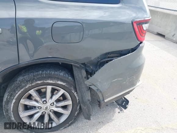 ✅ 2019 Dodge Durango SXT Plus • VIN: 1C4RDJAG9KC645325 • Lot: 42221279. Wystawiony na IAAI z przebiegiem 79 666 mil. Bezpłatny archiwum sprzedaży aukcyjnych z USA i szczegółowy raport historii pojazdu na DreamBid. Zdjęcie 6.