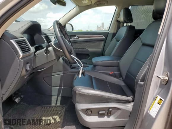 ✅ 2022 Volkswagen Atlas SE • VIN: 1V2DP2CA1NC563592 • Lot: 62454925. Listed on Copart with 110,453 mi. Free auction sales archive from the USA and detailed vehicle history report at DreamBid. Image 7.