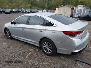✅ 2018 Hyundai Sonata SE • VIN: 5NPE24AF2JH711598 • Лот: 43300615. Опубликован ранее на IAAI с пробегом 140 901 миль. Бесплатный доступ к архиву аукционных продаж из США и подробный отчёт об истории автомобиля на DreamBid. Изображение 3.