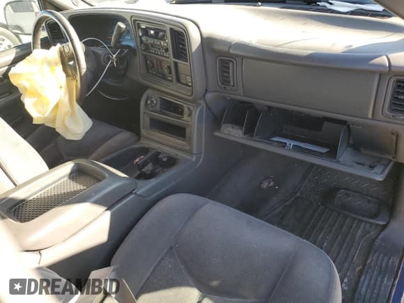 ✅ 2004 GMC Sierra 1500 SLE • VIN: 2GTEC19V341103621 • Лот: 90525825. Опубликован ранее на Copart с пробегом Не указан. Бесплатный доступ к архиву аукционных продаж из США и подробный отчёт об истории автомобиля на DreamBid. Изображение 8.