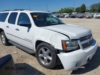 ✅ 2014 Chevrolet Suburban LTZ • VIN: 1GNSKKE70ER143643 • Lot: 43075437. Wystawiony na IAAI z przebiegiem 39 400 mil. Bezpłatny archiwum sprzedaży aukcyjnych z USA i szczegółowy raport historii pojazdu na DreamBid. Zdjęcie 1.