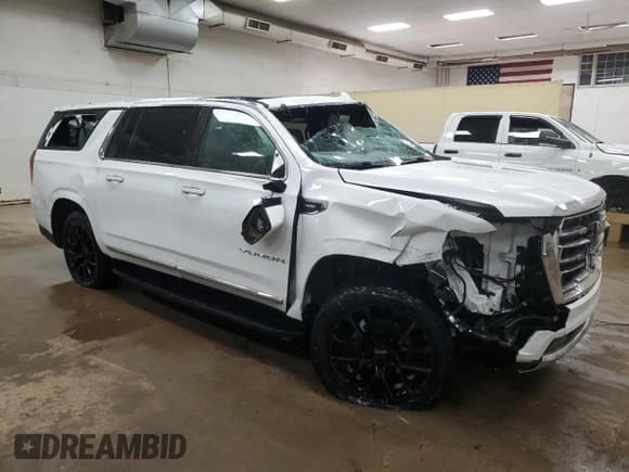 ✅ 2023 GMC Yukon XL SLT • VIN: 1GKS2GKT5PR446383 • Лот: 55144335. Опубликован ранее на Copart с пробегом Не указан. Бесплатный доступ к архиву аукционных продаж из США и подробный отчёт об истории автомобиля на DreamBid. Изображение 4.