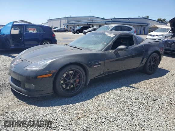 2013 Chevrolet Corvette Z06 w/3LZ with VIN 1G1YL2DE9D5103950, listed as a Copart auction lot 64408805 with 18,072 mi miles and Salvage title. Bid and sale history available at DreamBid. Image 1.