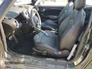 ✅ 2008 MINI Hardtop S • VIN: WMWMF735X8TV34243 • Lot: 92218505. Wystawiony na Copart z przebiegiem 64 699 mil. Bezpłatny archiwum sprzedaży aukcyjnych z USA i szczegółowy raport historii pojazdu na DreamBid. Zdjęcie 7.