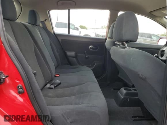 ✅ 2011 Nissan Versa S • VIN: 3N1BC1CP9BL418788 • Лот: 78892084. Опубликован ранее на Copart с пробегом 150 975 миль. Бесплатный доступ к архиву аукционных продаж из США и подробный отчёт об истории автомобиля на DreamBid. Изображение 10.