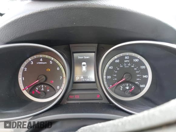 ✅ 2014 Hyundai Santa Fe • VIN: 5XYZT3LB1EG162718 • Лот: 43236826. Опубликован ранее на IAAI с пробегом 197 087 миль. Бесплатный доступ к архиву аукционных продаж из США и подробный отчёт об истории автомобиля на DreamBid. Изображение 14.