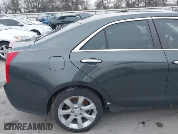 ✅ 2015 Cadillac ATS Performance RWD • VIN: 1G6AC5SX2F0136547 • Lot: 41598604. Wystawiony na IAAI z przebiegiem 80 460 mil. Bezpłatny archiwum sprzedaży aukcyjnych z USA i szczegółowy raport historii pojazdu na DreamBid. Zdjęcie 20.