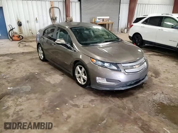 ✅ 2014 Chevrolet Volt • VIN: 1G1RA6E44EU127622 • Lot: 76992004. Wystawiony na Copart z przebiegiem 209 426 mil. Bezpłatny archiwum sprzedaży aukcyjnych z USA i szczegółowy raport historii pojazdu na DreamBid. Zdjęcie 13.