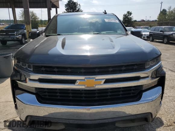 ✅ 2020 Chevrolet Silverado 1500 LT • VIN: 1GCRWCED6LZ120002 • Lot: 75099744. Wystawiony na Copart z przebiegiem 111 167 mil. Bezpłatny archiwum sprzedaży aukcyjnych z USA i szczegółowy raport historii pojazdu na DreamBid. Zdjęcie 5.