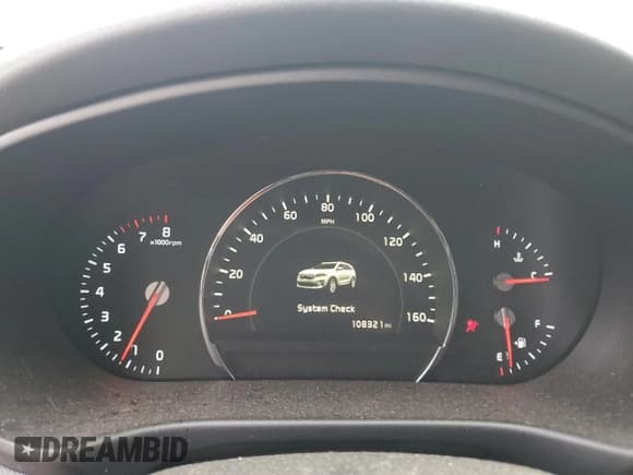 ✅ 2019 Kia Sorento SX Limited • VIN: 5XYPKDA55KG464053 • Lot: 80936305. Listed on Copart with 108,321 mi. Free auction sales archive from the USA and detailed vehicle history report at DreamBid. Image 9.