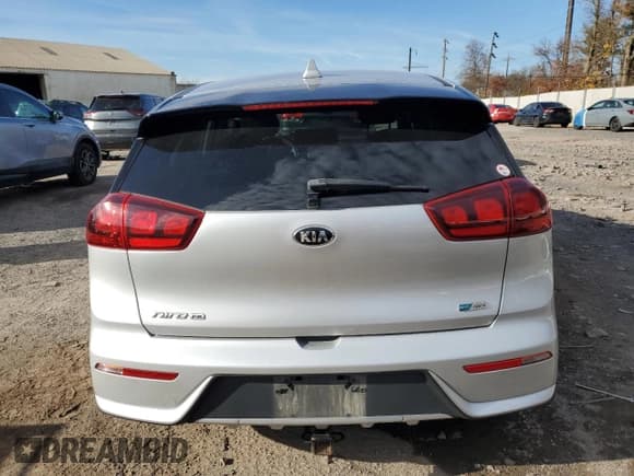 ✅ 2017 Kia Niro LX • VIN: KNDCB3LC3H5050212 • Лот: 93066995. Опубликован ранее на Copart с пробегом 85 195 миль. Бесплатный доступ к архиву аукционных продаж из США и подробный отчёт об истории автомобиля на DreamBid. Изображение 6.