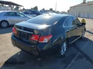 ✅ 2011 Lexus ES 330 • VIN: JTHBK1EG7B2424425 • Lot: 42968933. Wystawiony na IAAI z przebiegiem 124 673 mil. Bezpłatny archiwum sprzedaży aukcyjnych z USA i szczegółowy raport historii pojazdu na DreamBid. Zdjęcie 4.